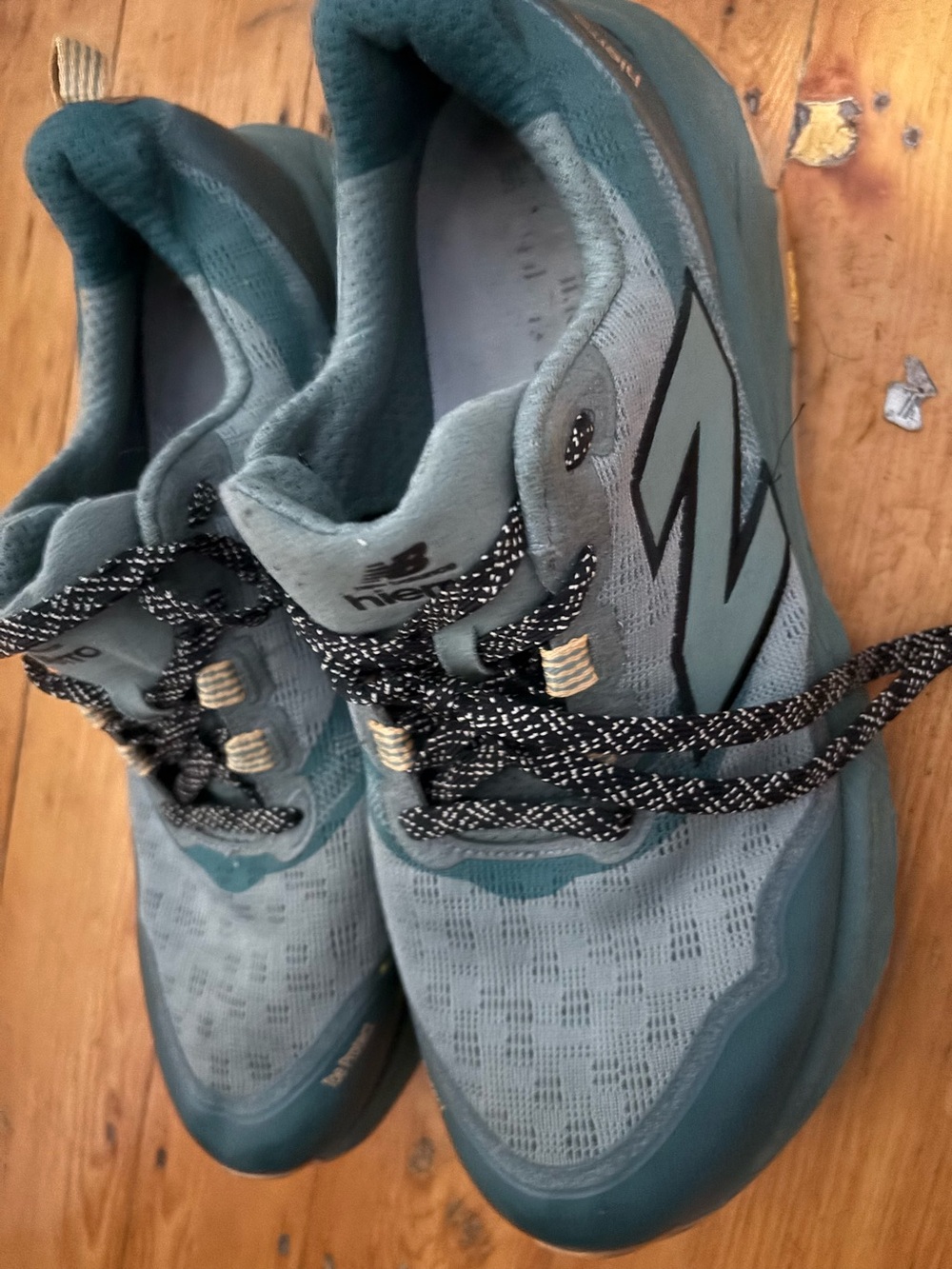 New Balance Trail Runner Teal and Black Lace-Up Sneakers